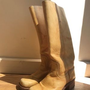 Frye Campus Boot in Banana